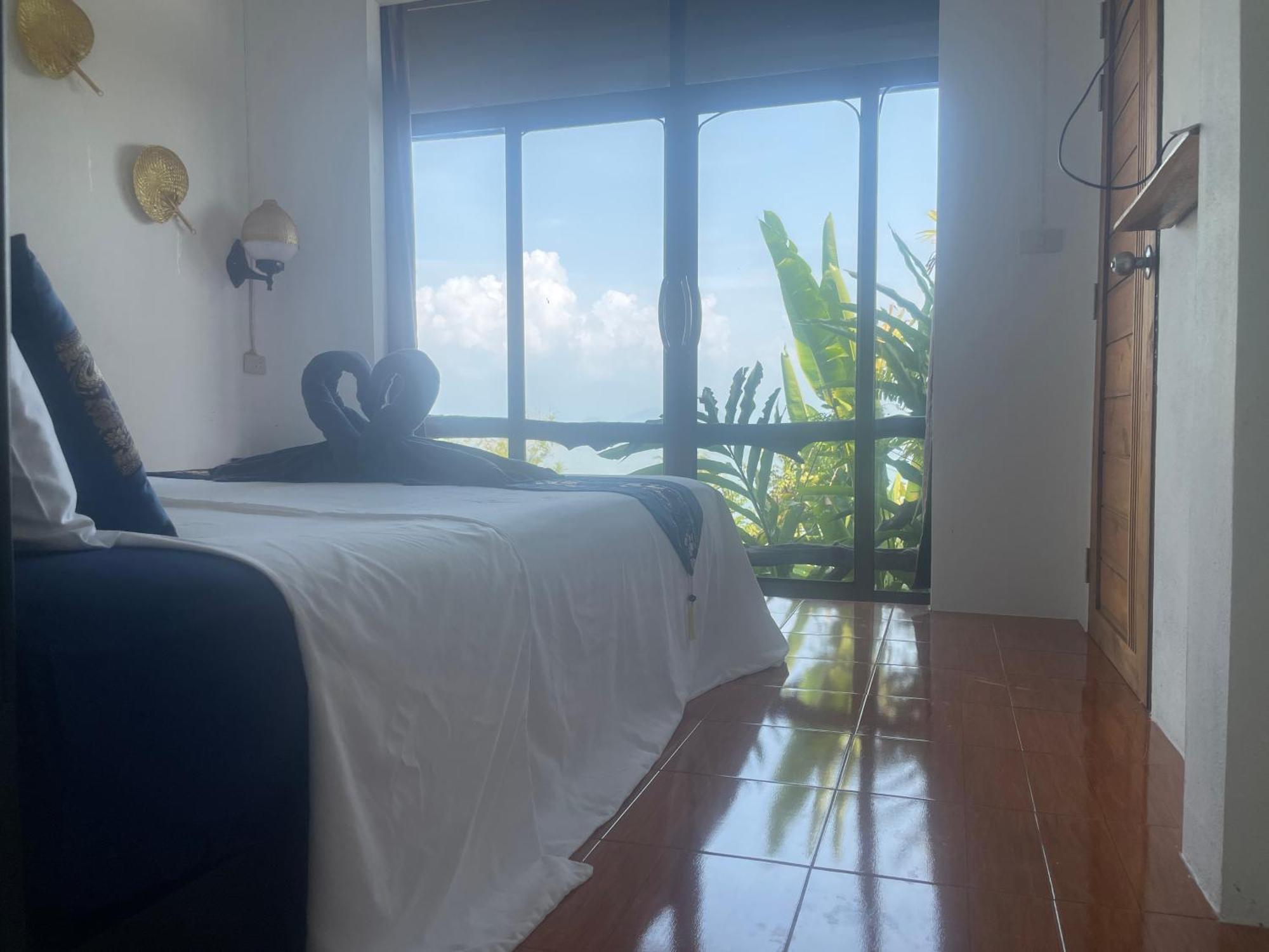 Phu Samut Villa